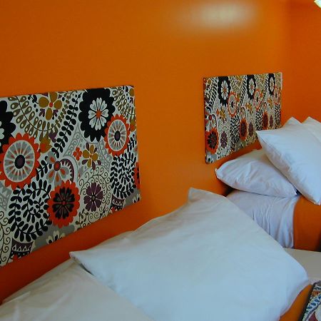 Miami Motel Канандейґуа Екстер'єр фото